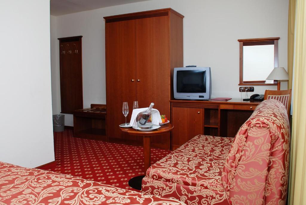 Hotel Zvezda Murska Sobota Zimmer foto